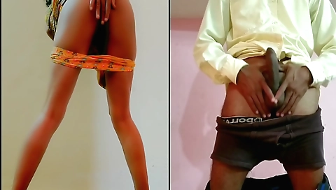 Indian girl has her body in a sexy amateur solo video