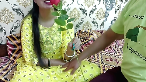 Indian pornstar is showing us a really hot blowjob