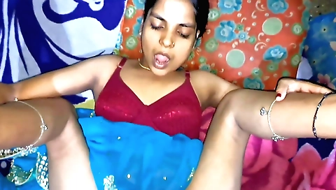 Indian chick 18+ has a great fun with her boyfriend