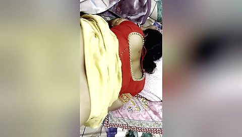 Amateur brunette indian sex with her step-by-step man