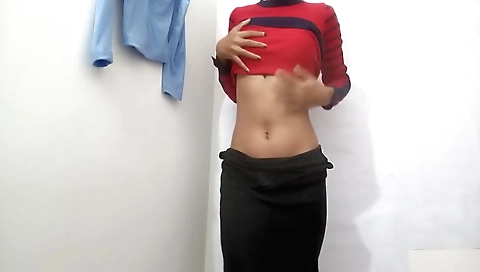 Hot little girl with a gorgeous body in homemade solo porn