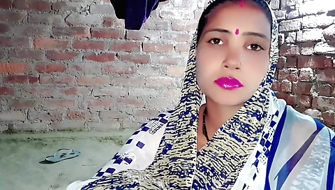 Indian girlfriend gets fucked with boyfriend in homemade video