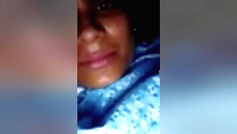 Amateur brunette indian girl and her husband porn videocut