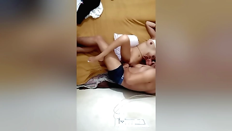 Indian girl with a sexy smile fucked by a big dude