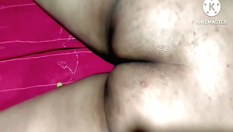Amateur milf with large boobs and ass in homemade video