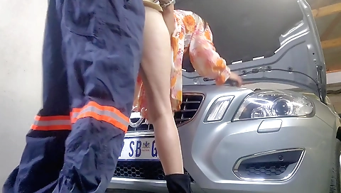 Indian girl with a sexy face and body filming her getting fucked
