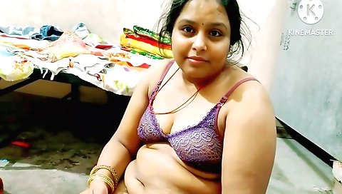 Indian brunette with big natural boobs gets fucked