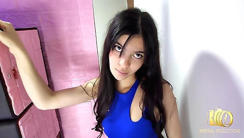 Indian brunette fucked by her friend in the locker room