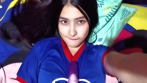 Indian woman is playing with herself by masturbating