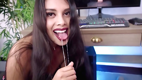 Indian brunette creampie and cumshot in hardcore anal