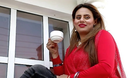 Indian porn video features a hot brunette with big tits