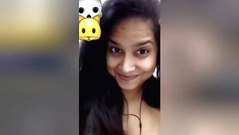 Busty brunette fucks herself in the amateur solo vid