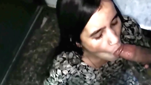 Indian teen fucked by her boyfriend in homemade video
