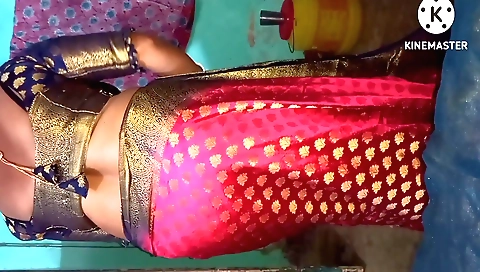 Indian chick gives a perfect blowjob in her homemade video