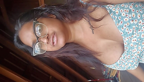 Amateur brunette shows her big tits and pussy in this video