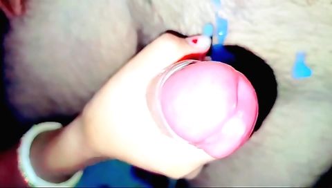 Indian sluts in sexy dresses suck each other's cocks