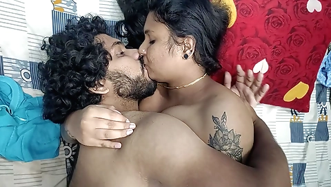 Indian woman is having hot sex in a hot porn video
