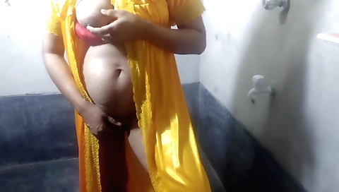 Indian teen 18+ with big tits and small boobies 18+ xnxx
