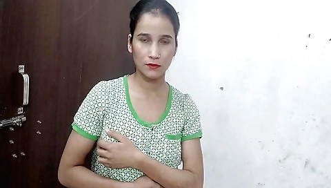 Indian babe in sexy lingerie gets fucked in a really hot way