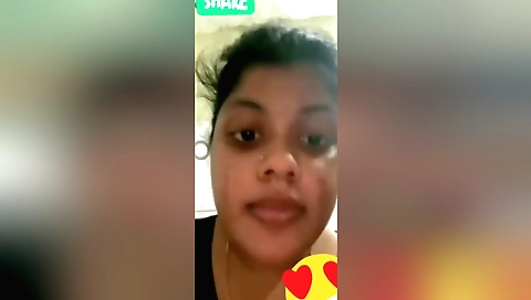 Sexy Indian bhabhi shows her wet pussy in front of webcam