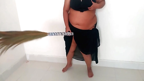 Indian big ass chick with huge boobs is doing a homemade solo vid
