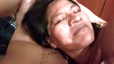 A horny milf gets fucked by my big hard cock and a nice facial