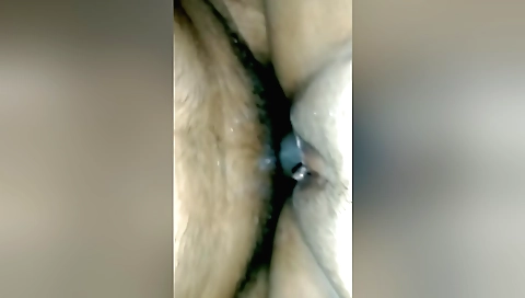 Indian woman has fun with a cock in her cunt in amateur